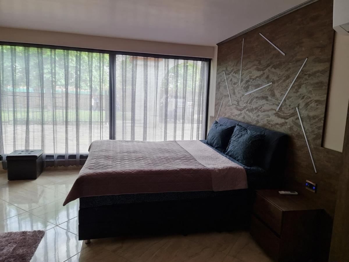 Grande Spa Deluxe Studios Sliven Екстер'єр фото